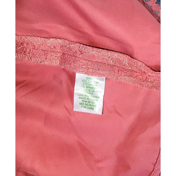 EUC Lilly Pulitzer 12 L Delila Fitted Lace Overlay & Ruffle Trim Designe… - Picture 4 of 4